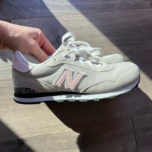 New Balance | Youth Girls Shoes